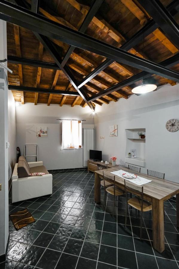 Casa Vacanza Centro Storico Fornelli Villa Eksteriør bilde